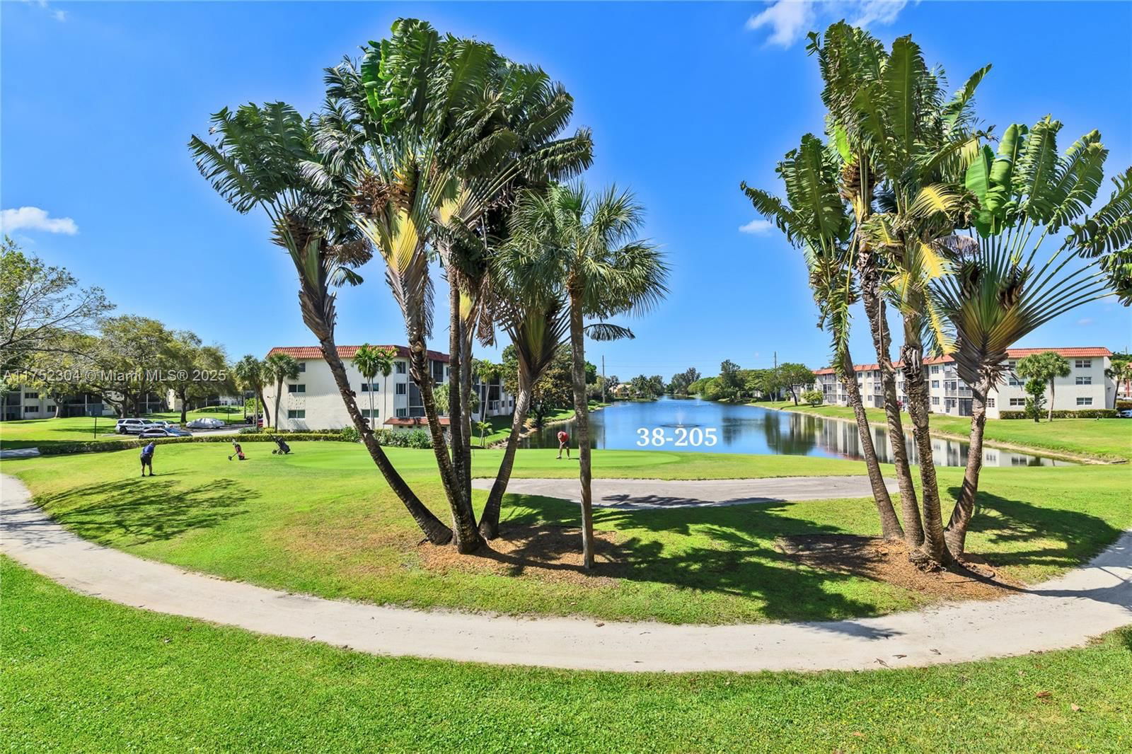 Real estate property located at 411 Hollybrook Dr #205, Broward, Hollybrook Golf, Pembroke Pines, FL