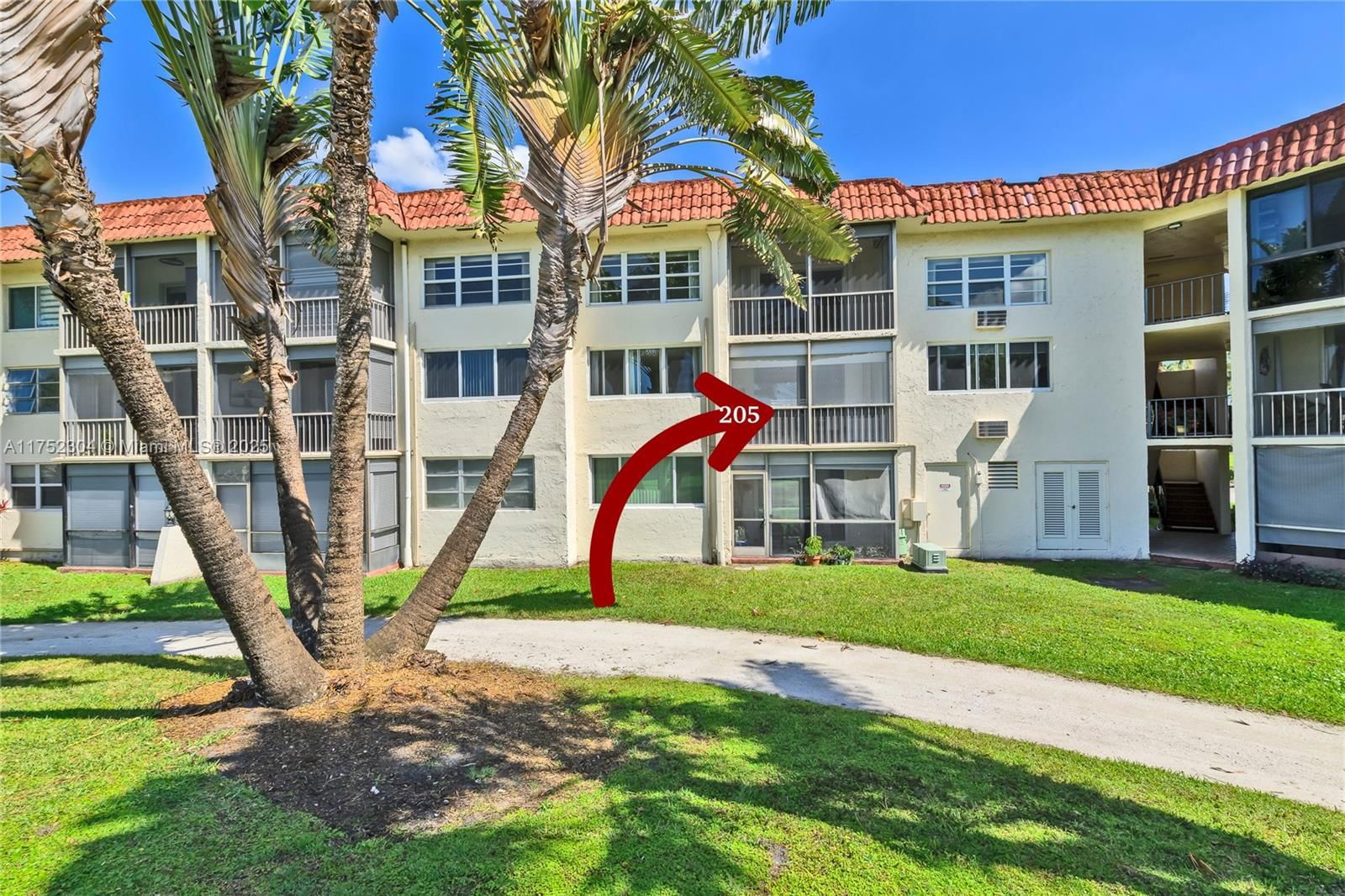 Real estate property located at 411 Hollybrook Dr #205, Broward, Hollybrook Golf, Pembroke Pines, FL