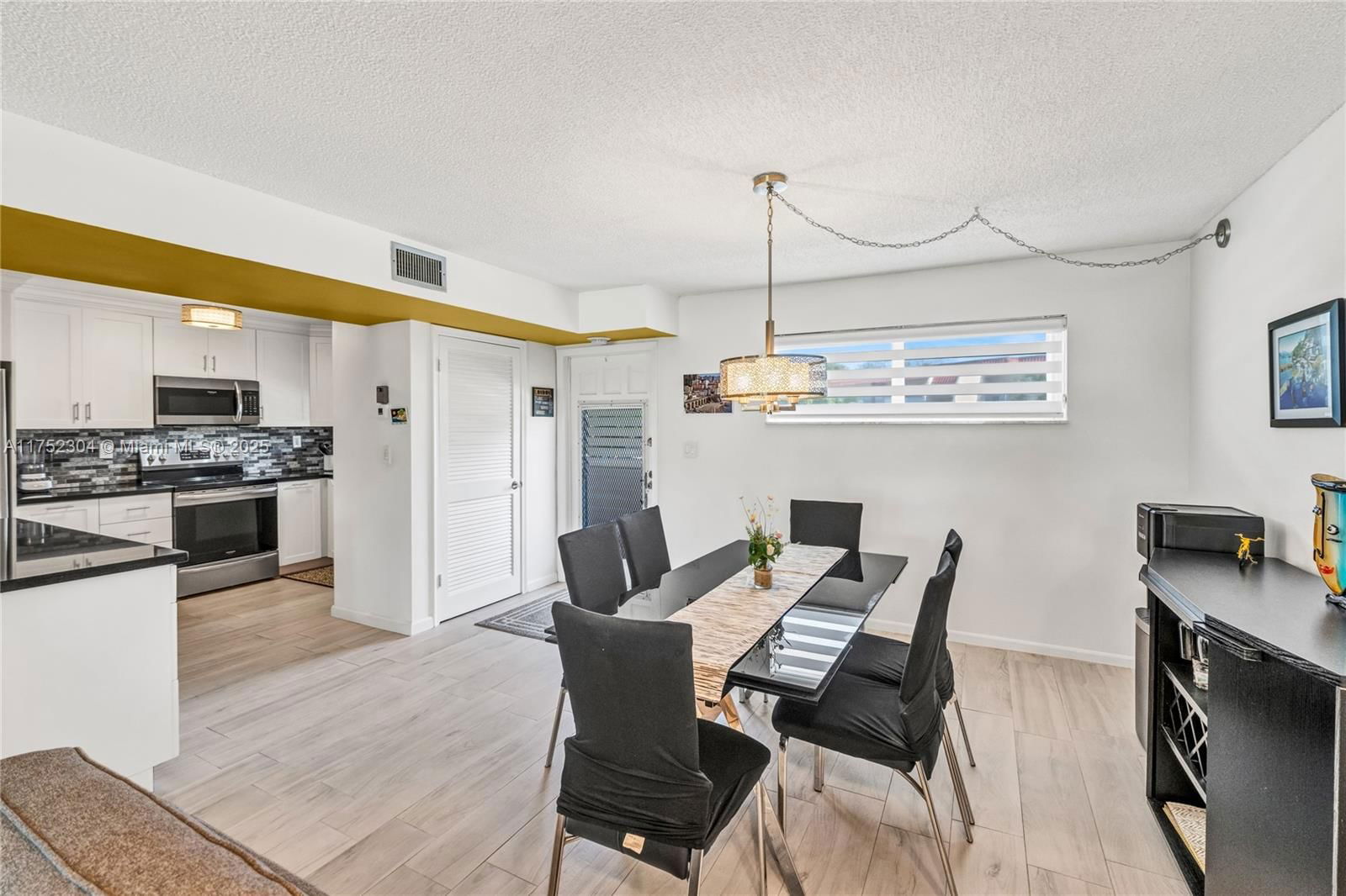 Real estate property located at 411 Hollybrook Dr #205, Broward, Hollybrook Golf, Pembroke Pines, FL