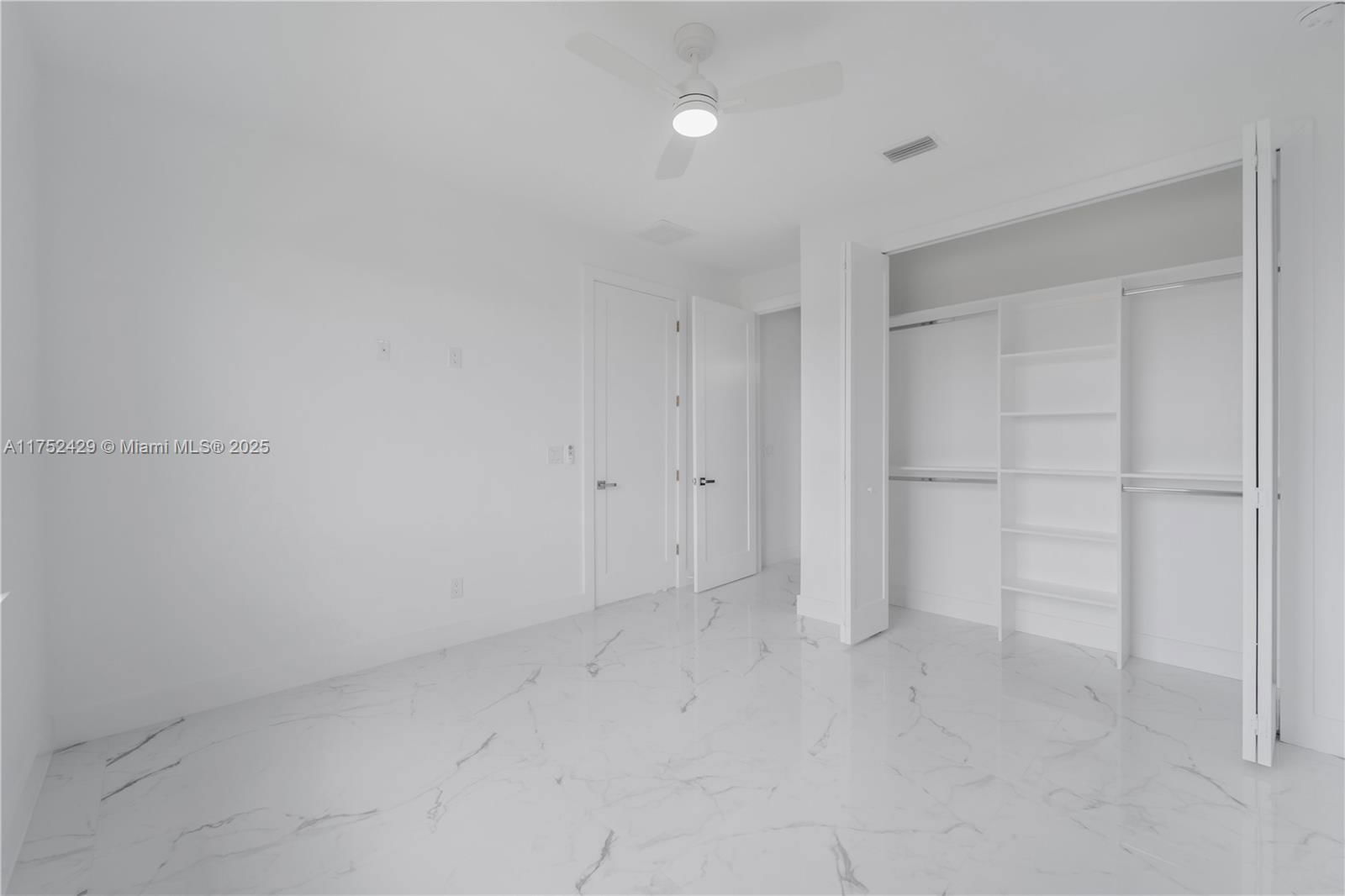 Real estate property located at 2721 41st AVE, Lee, N/s, Cape Coral, FL