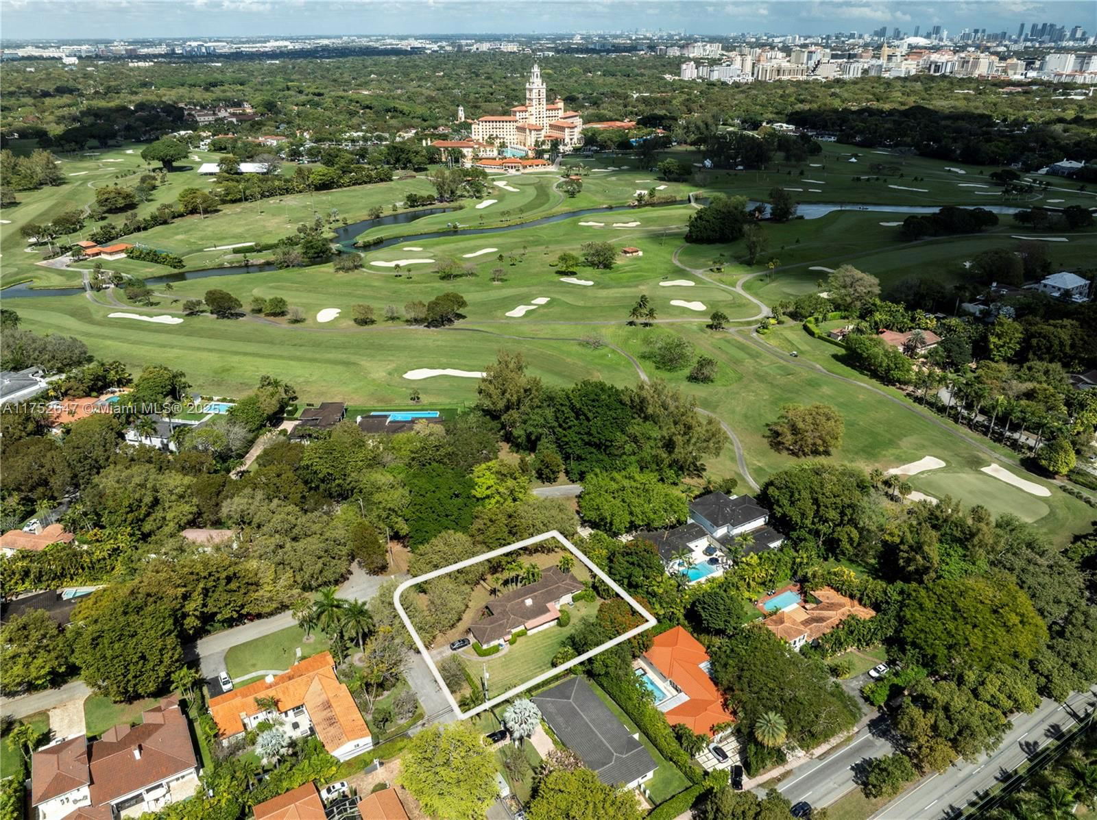 Real estate property located at 1340 Sopera Ave, Miami-dade, Coral Gables Country Club, Coral Gables, FL