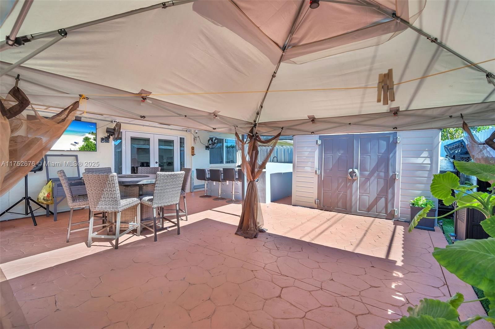 Real estate property located at 7826 Pembroke Rd, Broward, Miramar Sec 22, Miramar, FL