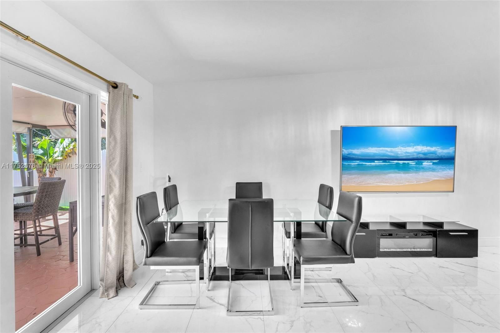 Real estate property located at 7826 Pembroke Rd, Broward, Miramar Sec 22, Miramar, FL