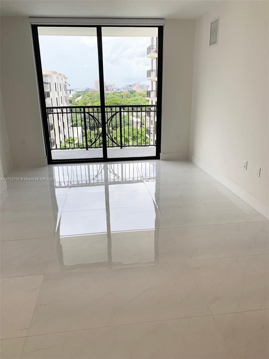 Real estate property located at 301 Altara Ave #814, Miami-dade, Merrick Manor Condo, Coral Gables, FL