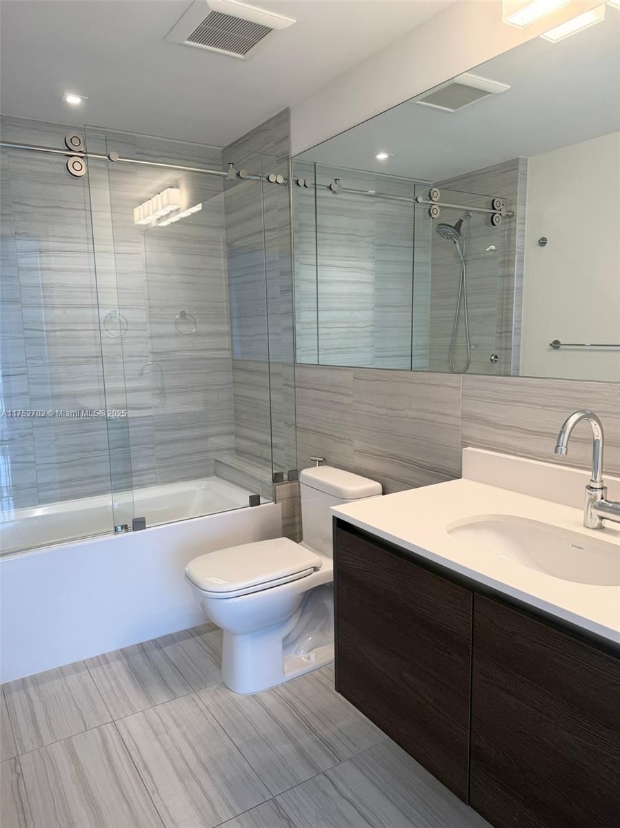 Real estate property located at 301 Altara Ave #814, Miami-dade, Merrick Manor Condo, Coral Gables, FL