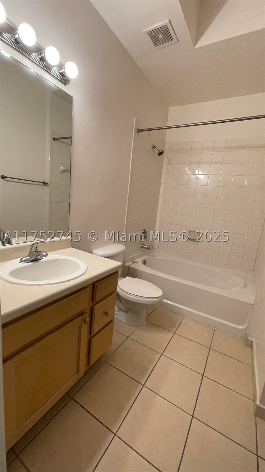 Real estate property located at 6001 70th St #133, Miami-dade, Valencia Condo, South Miami, FL