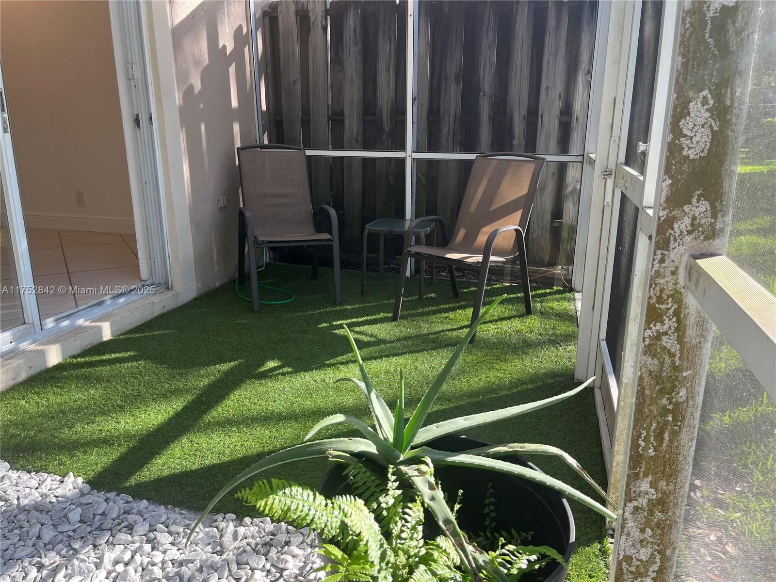 Real estate property located at 2045 Pompeii Ct #2045, Broward, Sectors 3 & 4 Boundary Pl, Weston, FL