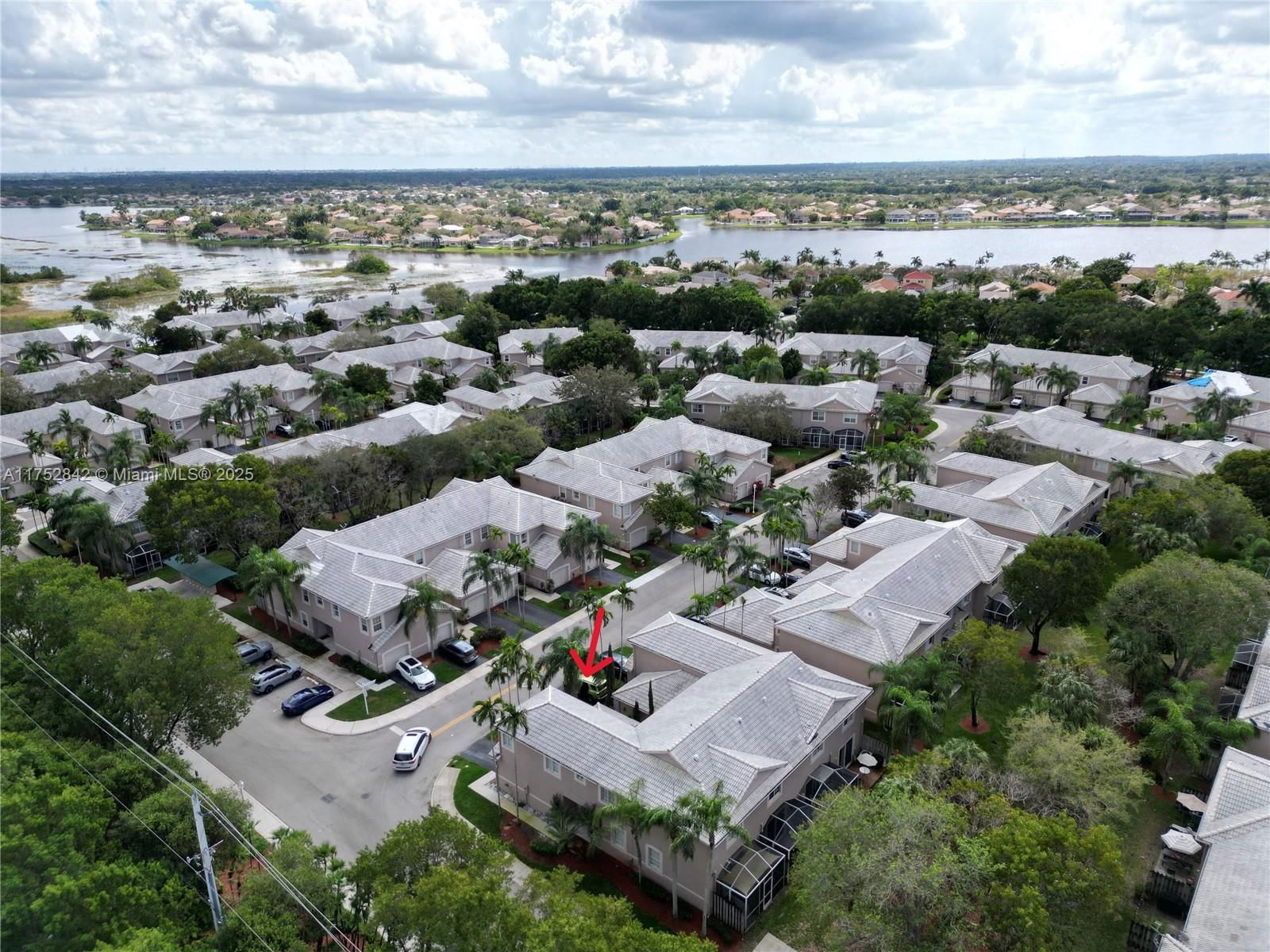 Real estate property located at 2045 Pompeii Ct #2045, Broward, Sectors 3 & 4 Boundary Pl, Weston, FL