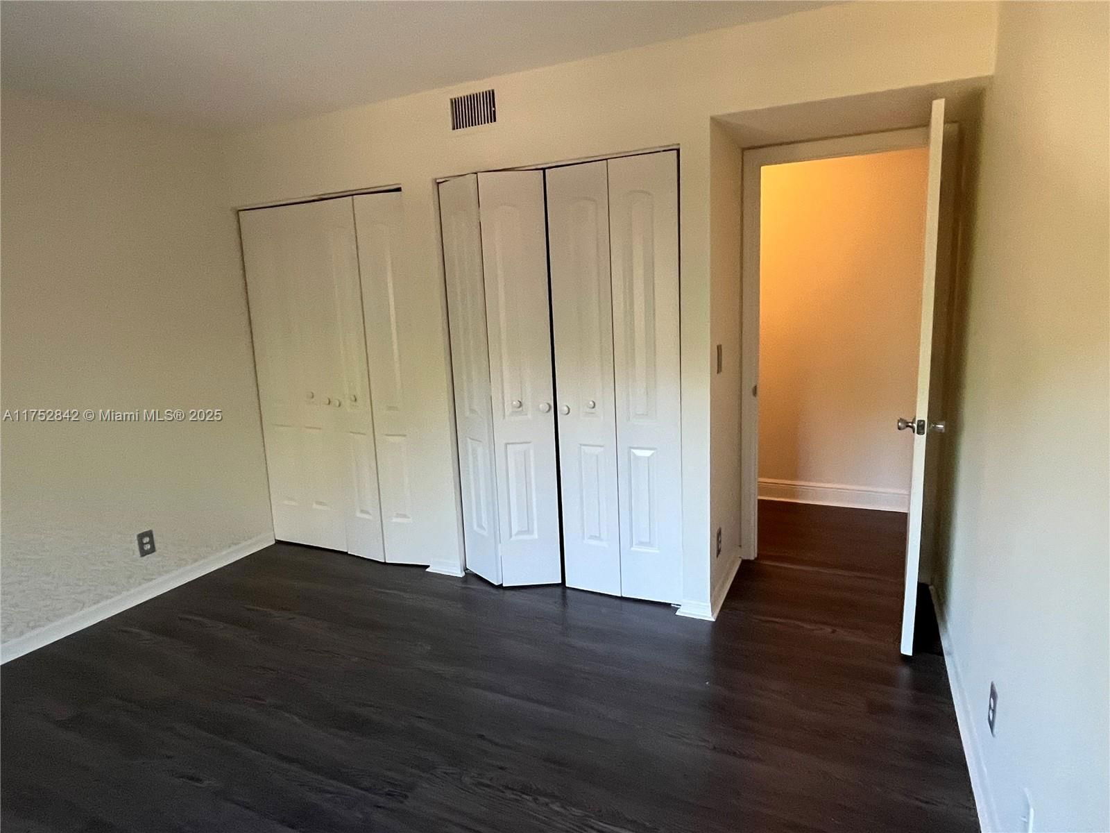 Real estate property located at 2045 Pompeii Ct #2045, Broward, Sectors 3 & 4 Boundary Pl, Weston, FL