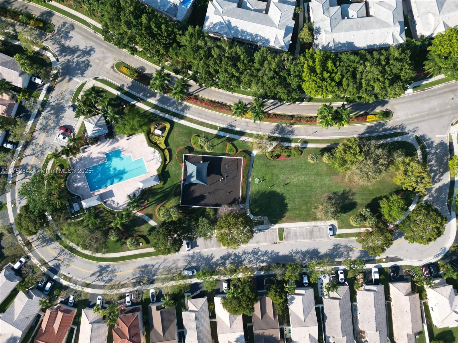 Real estate property located at 2045 Pompeii Ct #2045, Broward, Sectors 3 & 4 Boundary Pl, Weston, FL