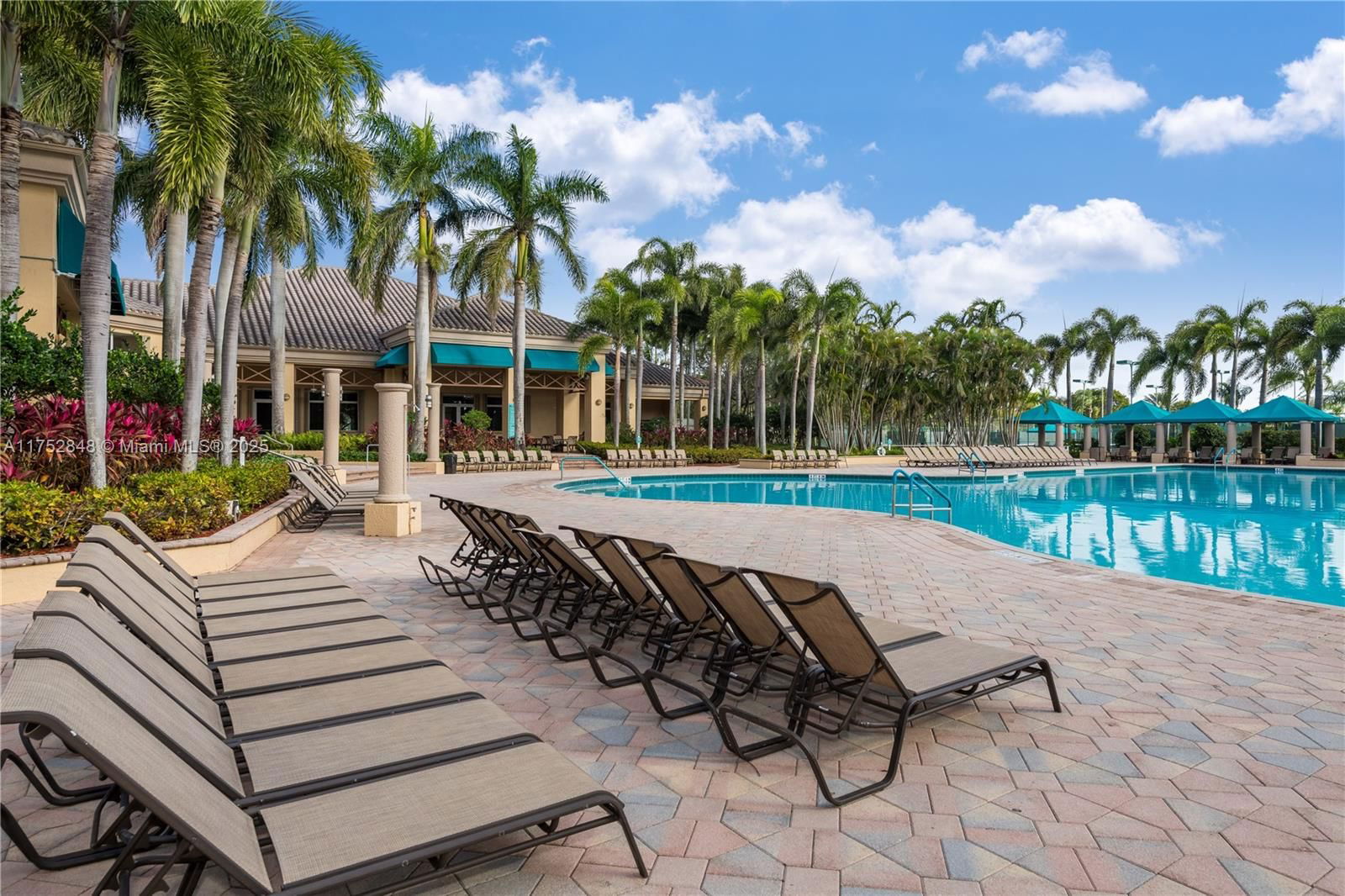 Real estate property located at 12832 23rd St, Broward, Pembroke Falls - Phase 1, Pembroke Pines, FL