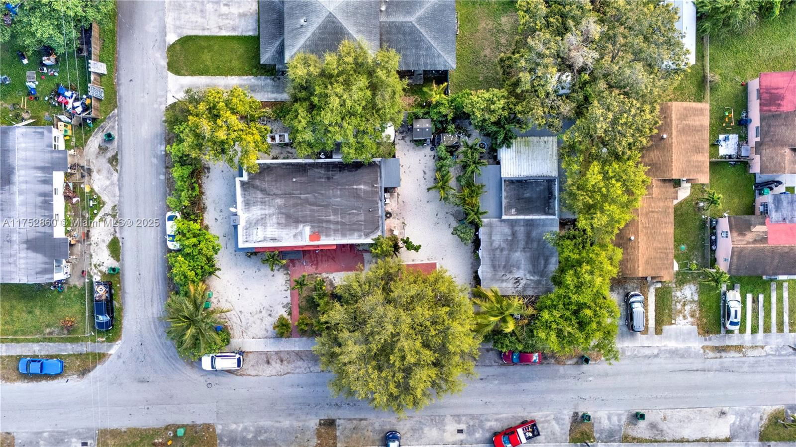 Real estate property located at 2400 82nd St, Miami-dade, Avocado Park, Miami, FL