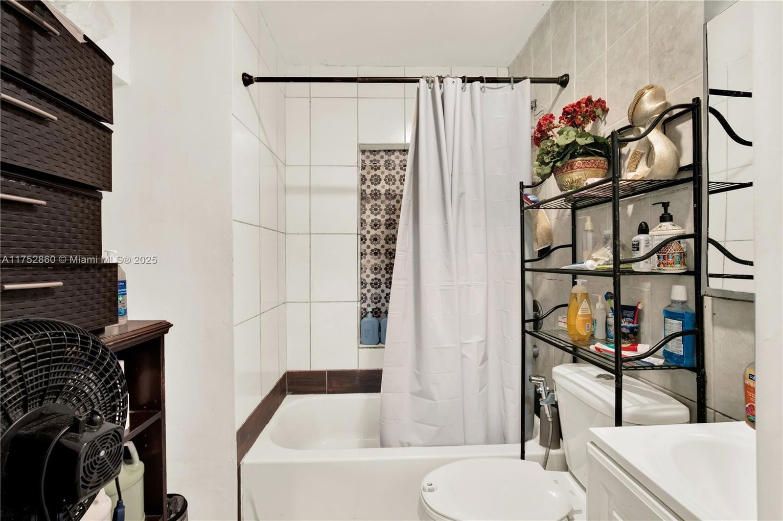 Real estate property located at 2400 82nd St, Miami-dade, Avocado Park, Miami, FL