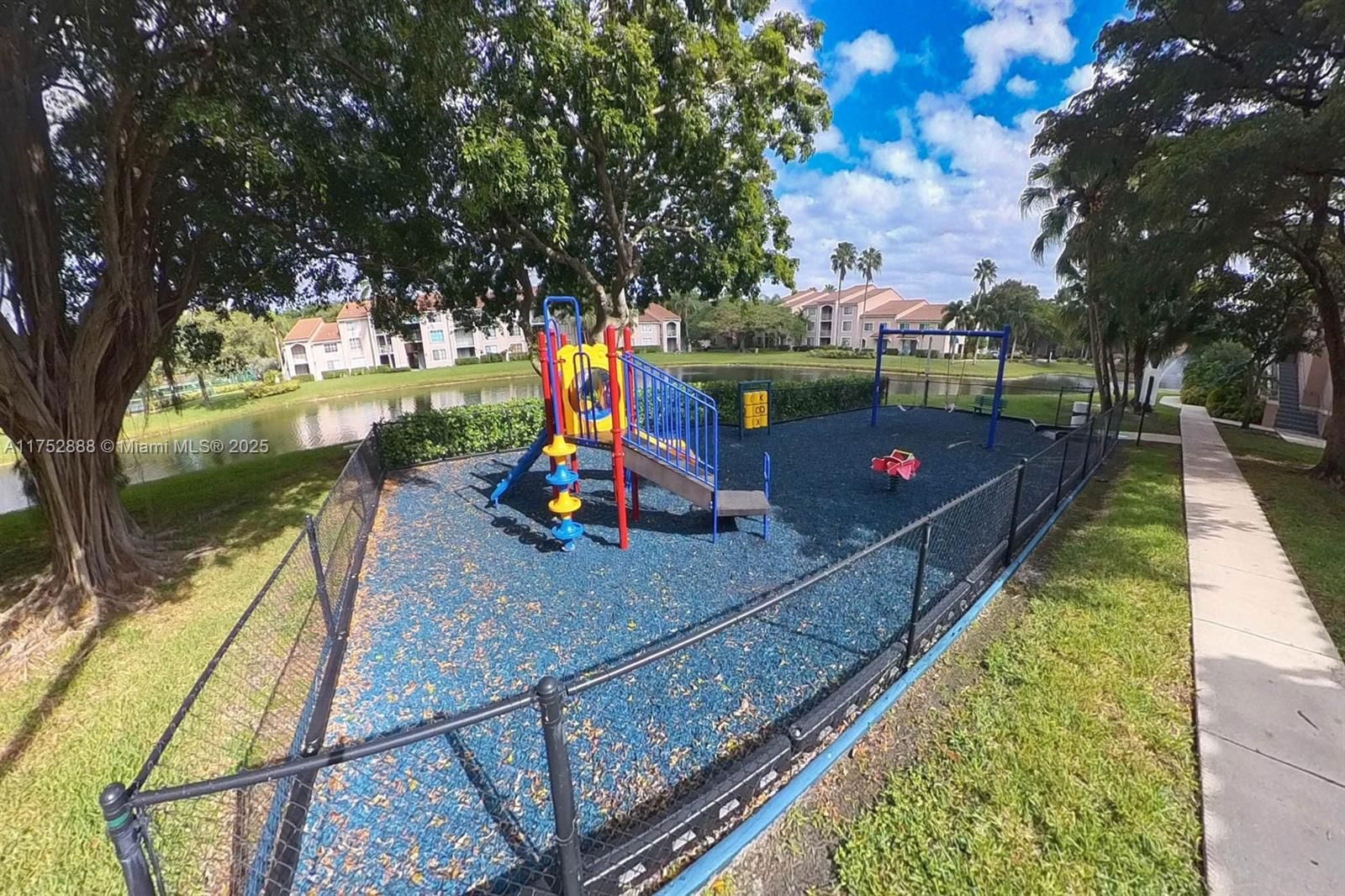 Real estate property located at 12106 Saint Andrews Pl #204, Broward, St Andrews Condo, Miramar, FL