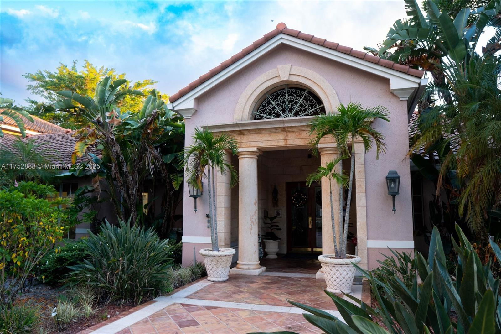 Real estate property located at 12106 Saint Andrews Pl #204, Broward, St Andrews Condo, Miramar, FL