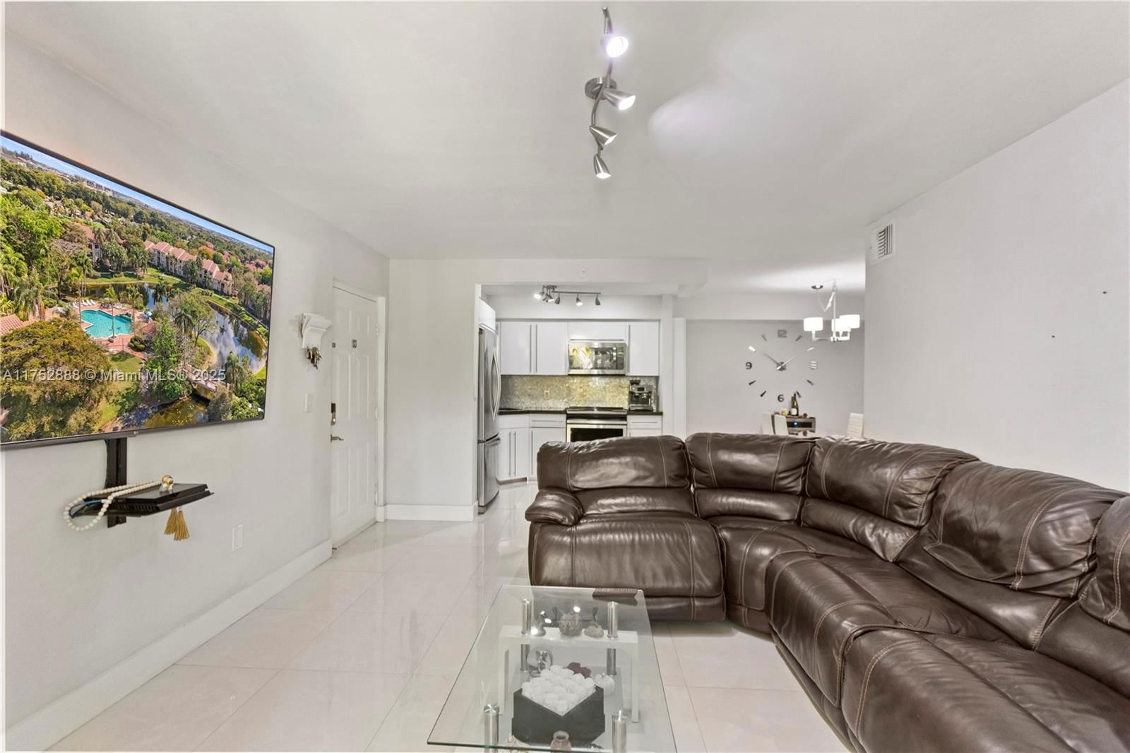 Real estate property located at 12106 Saint Andrews Pl #204, Broward, St Andrews Condo, Miramar, FL