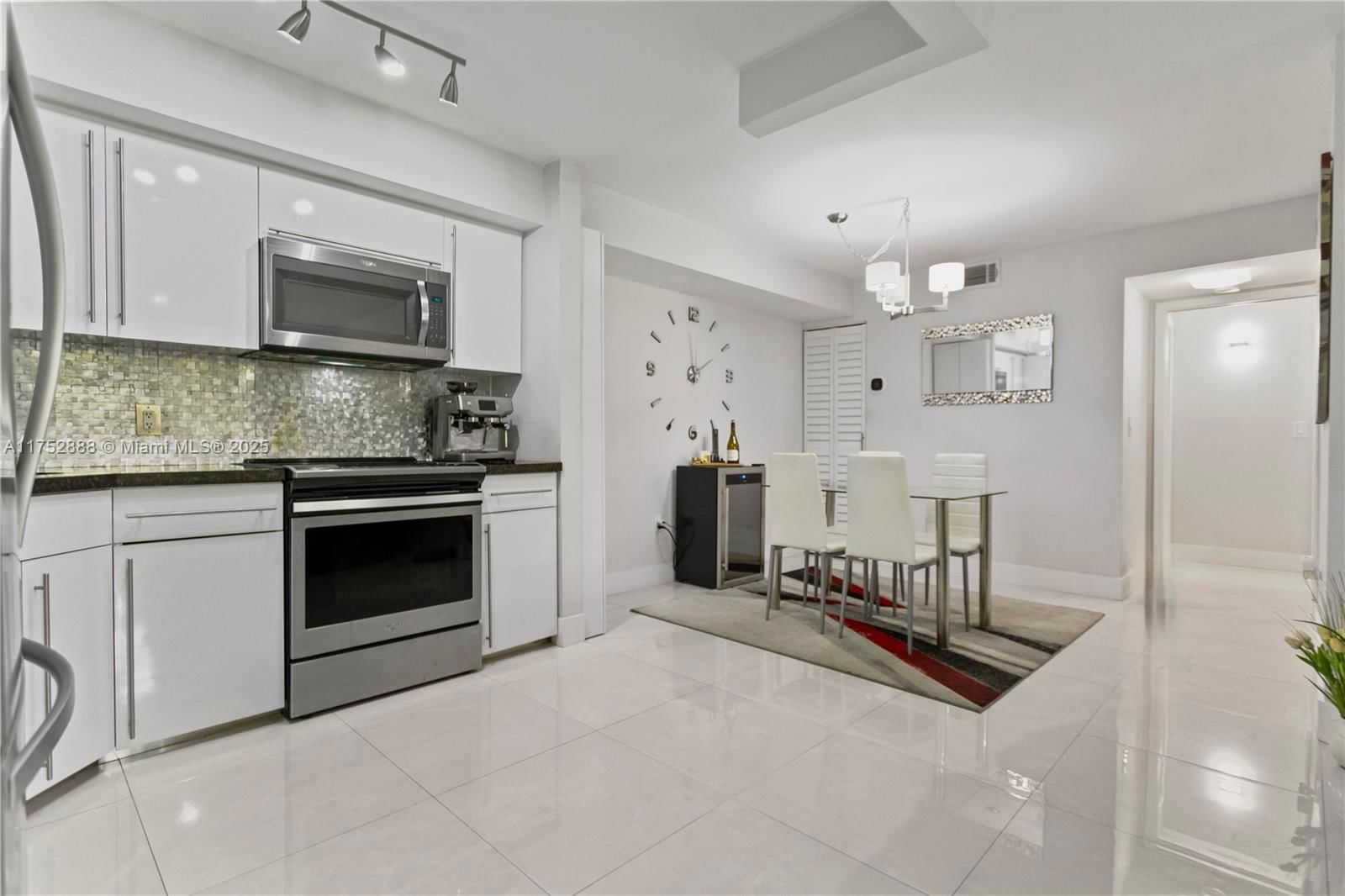 Real estate property located at 12106 Saint Andrews Pl #204, Broward, St Andrews Condo, Miramar, FL