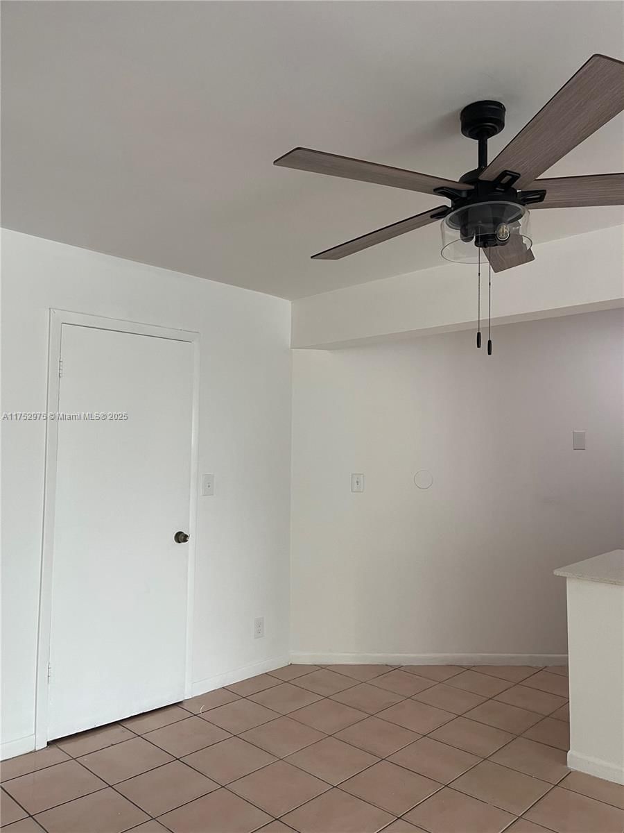 Real estate property located at 210 Lake Pointe Dr #203, Broward, Lake Pointe Condominium N, Oakland Park, FL
