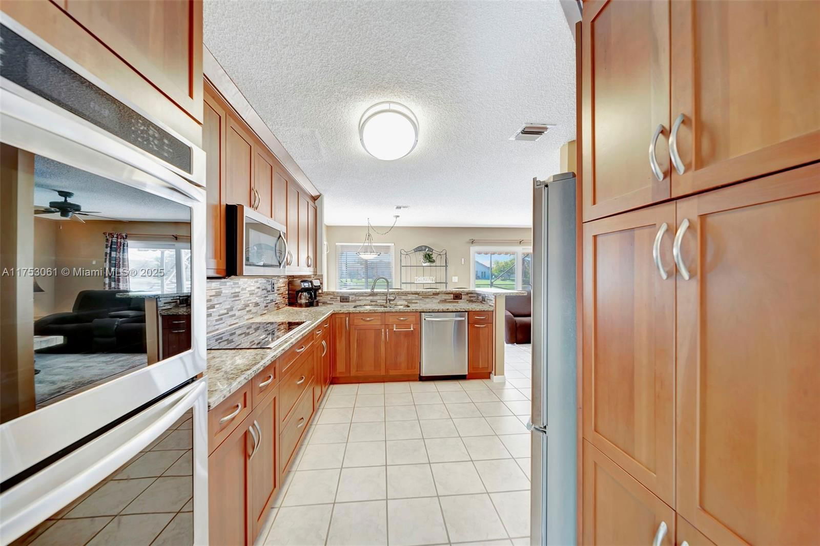 Real estate property located at 20358 3rd St, Broward, Crystal Pointe, Pembroke Pines, FL