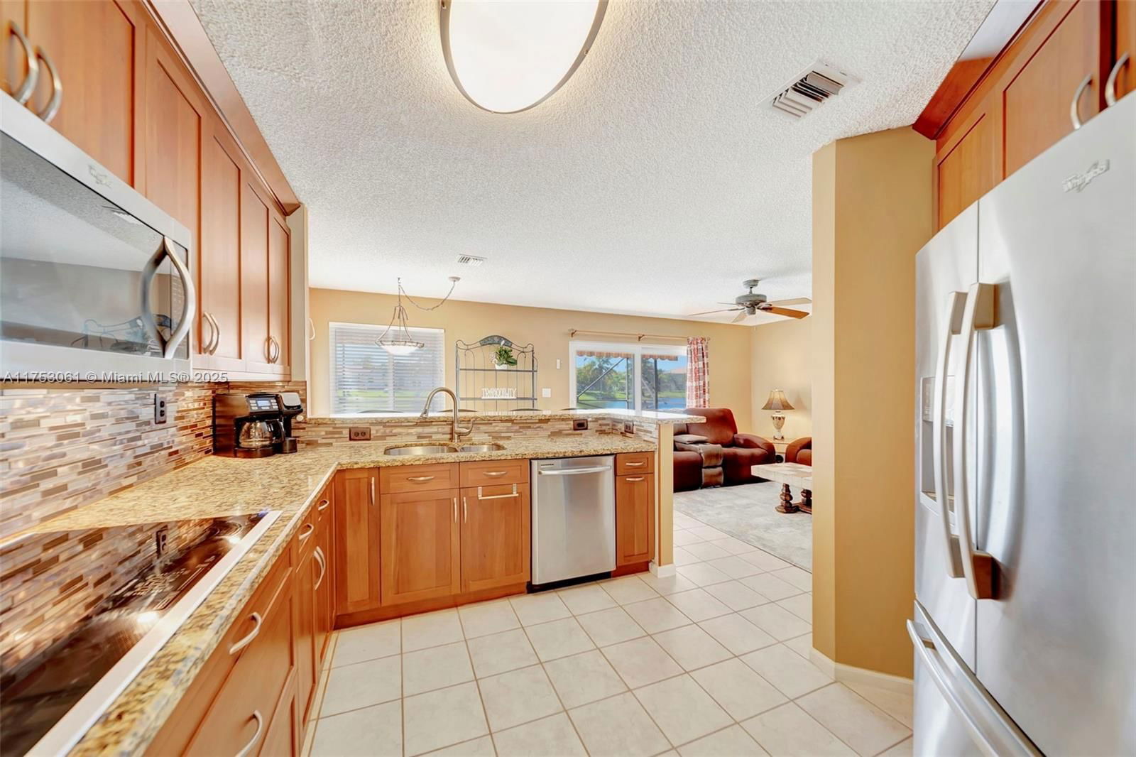 Real estate property located at 20358 3rd St, Broward, Crystal Pointe, Pembroke Pines, FL