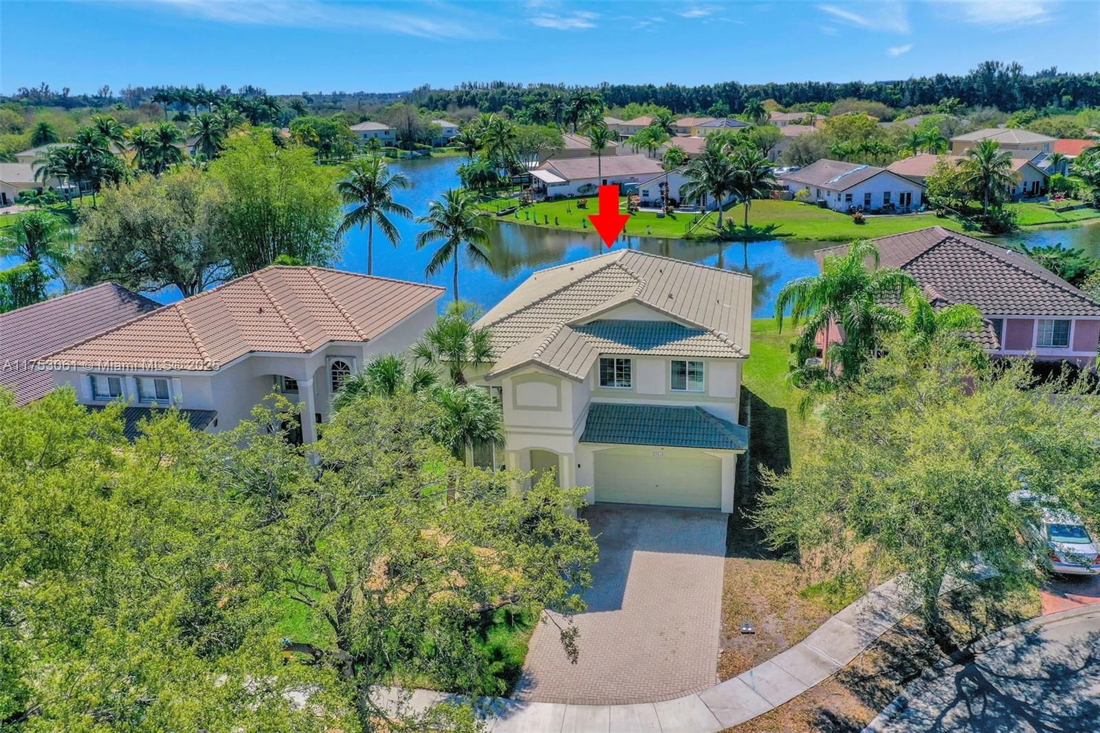 Real estate property located at 20358 3rd St, Broward, Crystal Pointe, Pembroke Pines, FL
