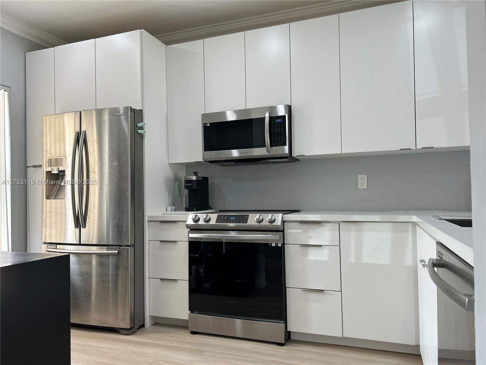 Real estate property located at 12203 6th St #12203, Broward, Nasher Plat, Pembroke Pines, FL