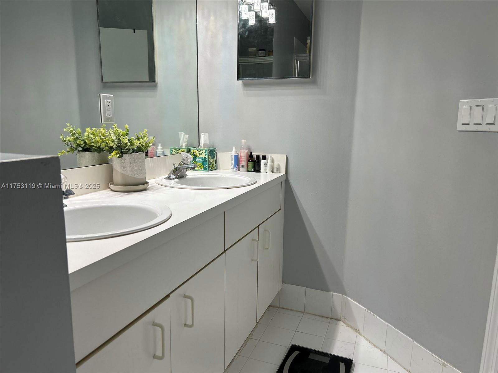 Real estate property located at 12203 6th St #12203, Broward, Nasher Plat, Pembroke Pines, FL