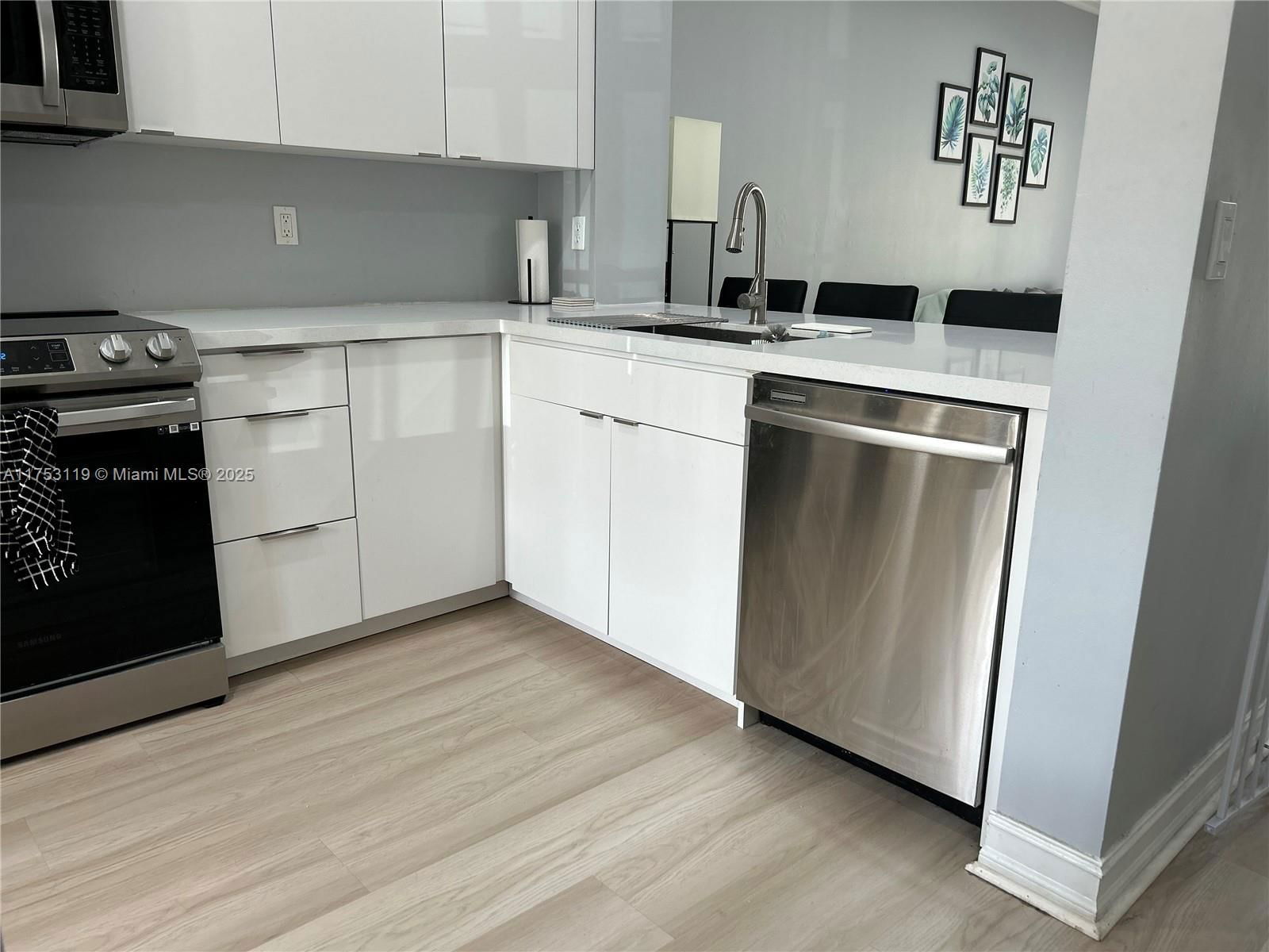 Real estate property located at 12203 6th St #12203, Broward, Nasher Plat, Pembroke Pines, FL