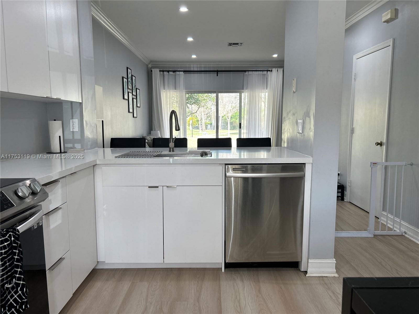 Real estate property located at 12203 6th St #12203, Broward, Nasher Plat, Pembroke Pines, FL