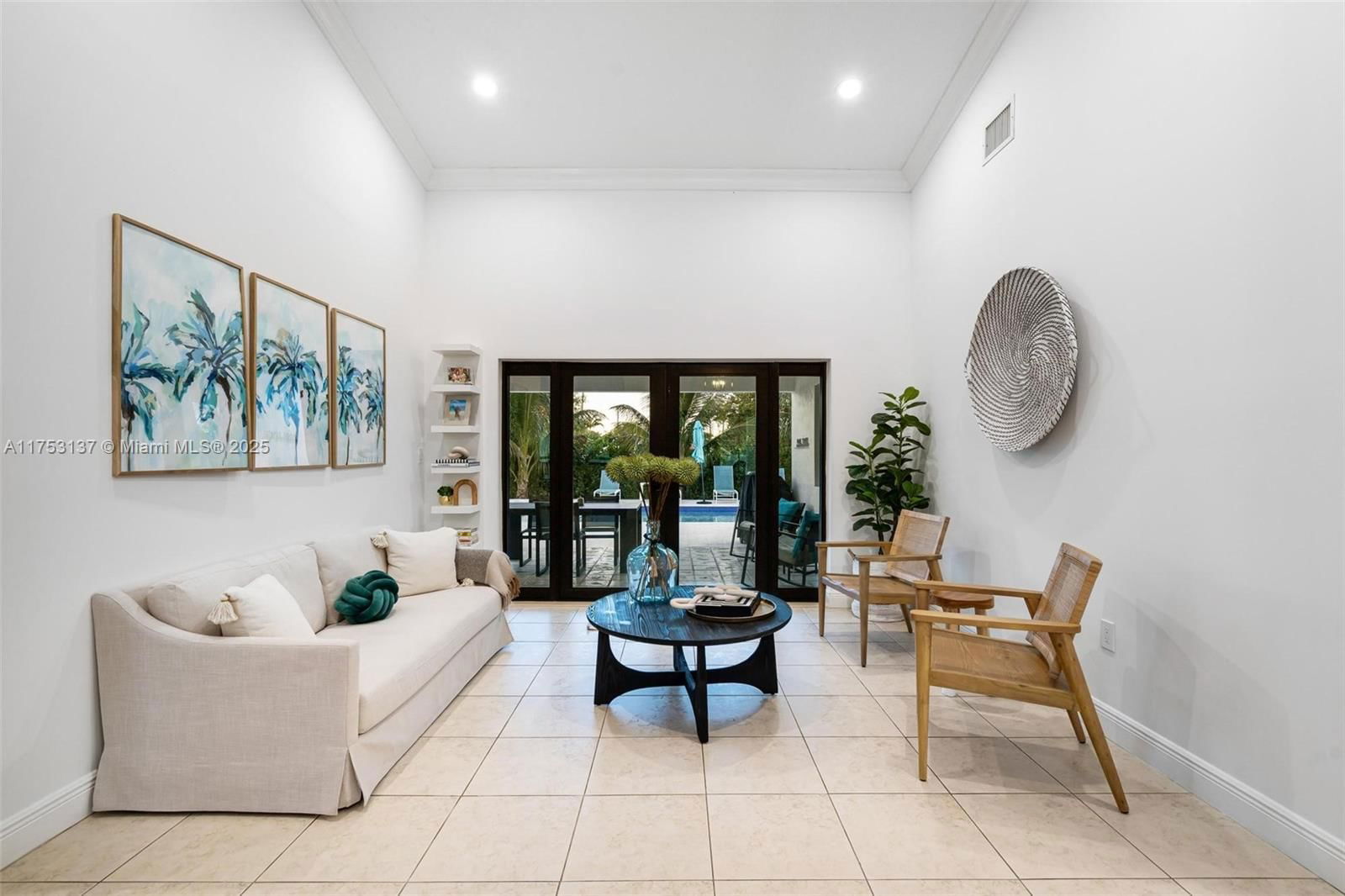 Real estate property located at 8200 187th St, Miami-dade, Hitchens Estates, Cutler Bay, FL
