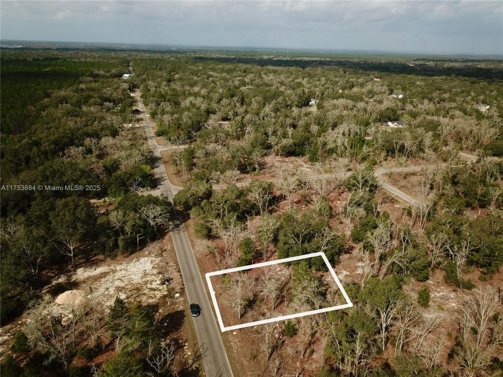 Real estate property located at Bay Track Court, Marion, Other Geographic Area (out Of Area Only), Other City - In The State Of Florida, FL