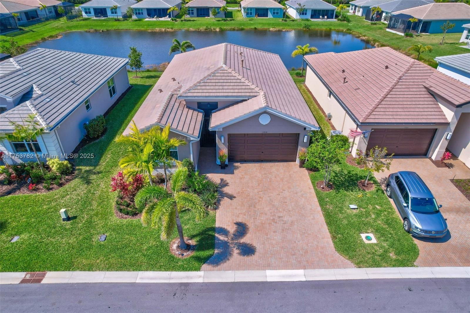 Real estate property located at 11808 Silverlake Falls Dr, St Lucie, Riverland Parcel C - Plat, Port St. Lucie, FL