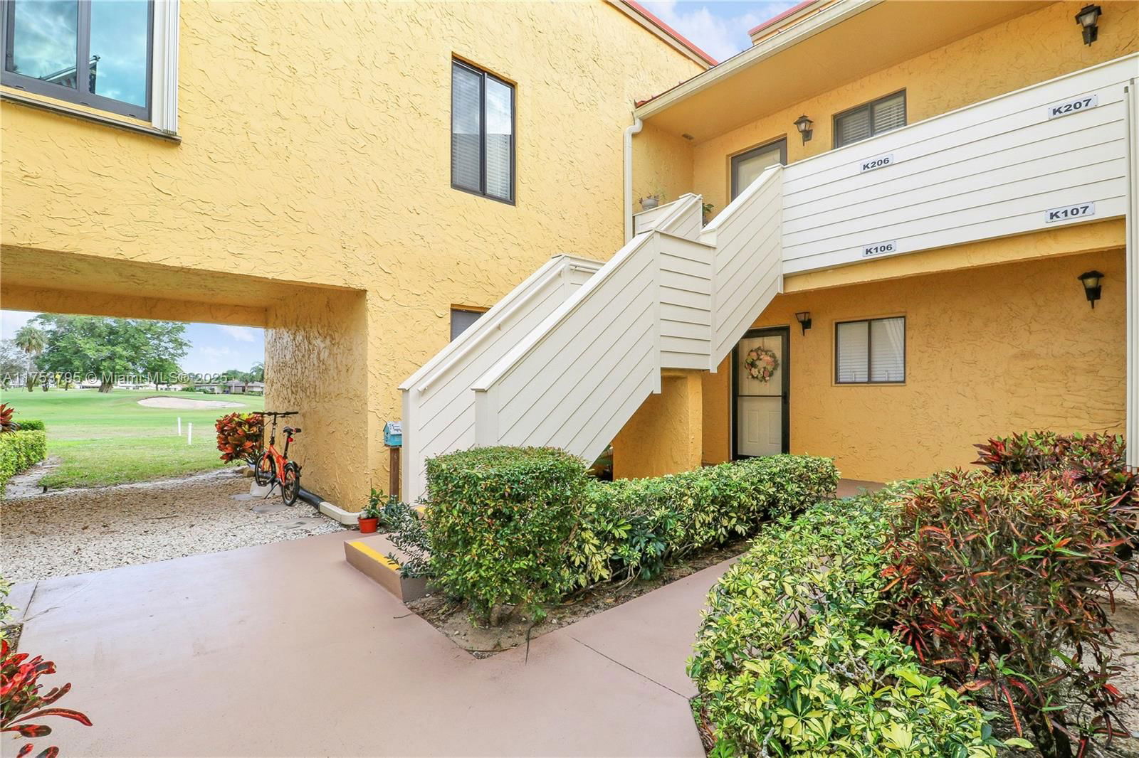 Real estate property located at 5313 Miles Grant Rd #206, Martin, Miles Grant Condo, Stuart, FL