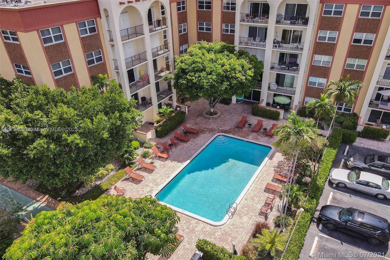 Real estate property located at 400 Riverside Dr #201, Broward, Lado Del Rio Condo, Pompano Beach, FL