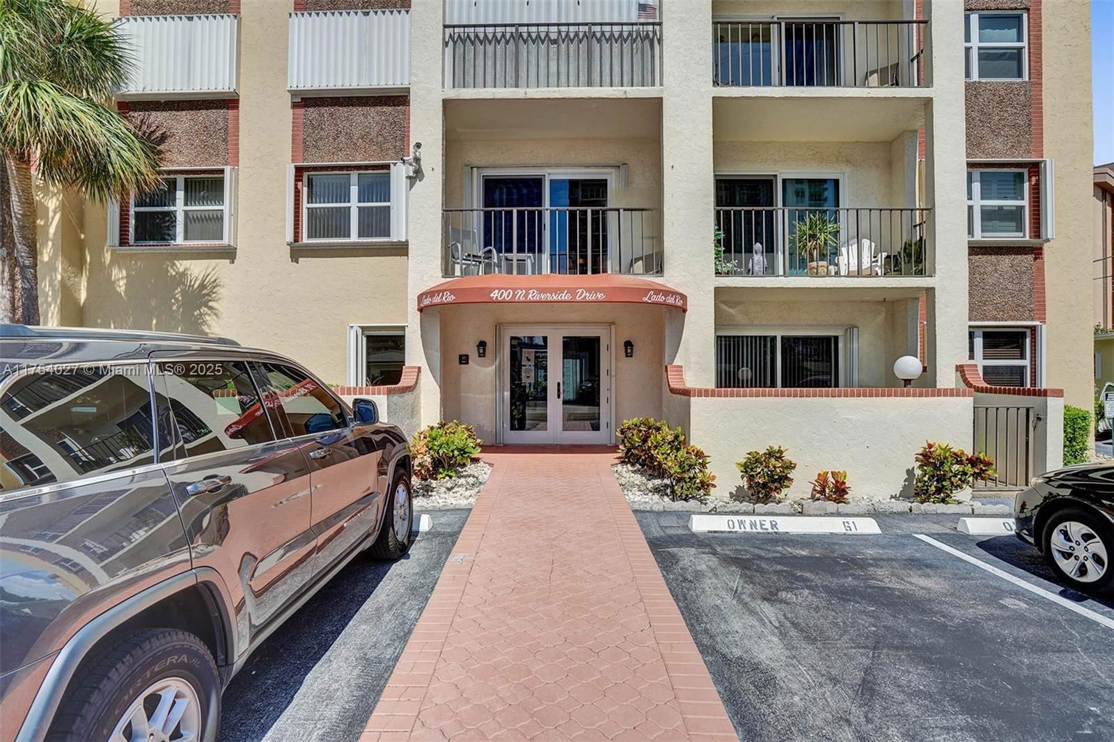 Real estate property located at 400 Riverside Dr #201, Broward, Lado Del Rio Condo, Pompano Beach, FL