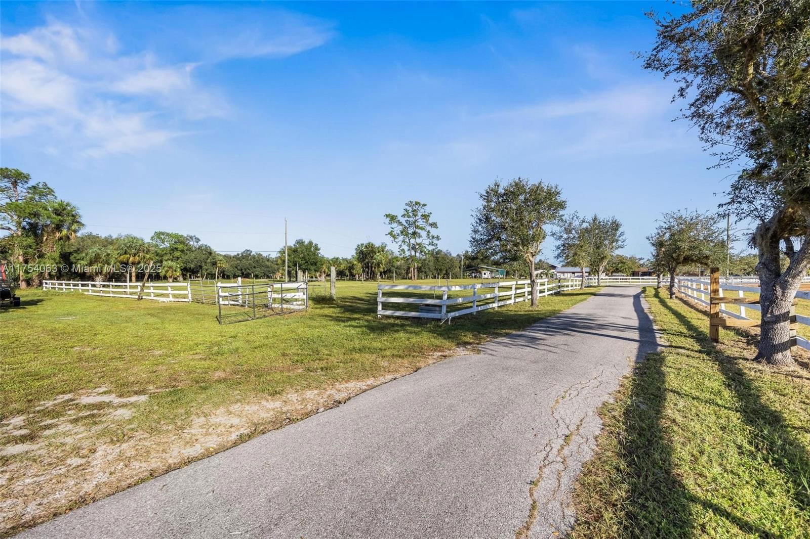 Real estate property located at 14501 HAL CT, Lee, Buckingham, Fort Myers, FL