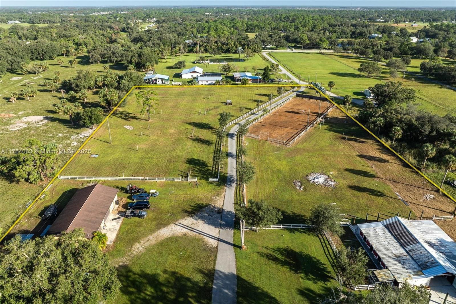 Real estate property located at 14501 HAL CT, Lee, Buckingham, Fort Myers, FL