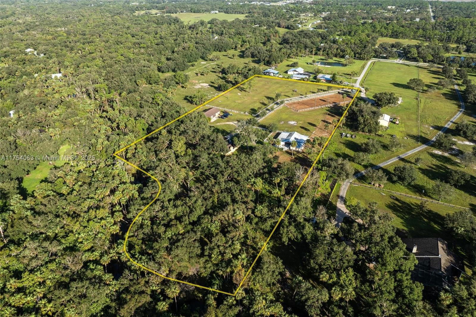 Real estate property located at 14501 HAL CT, Lee, Buckingham, Fort Myers, FL