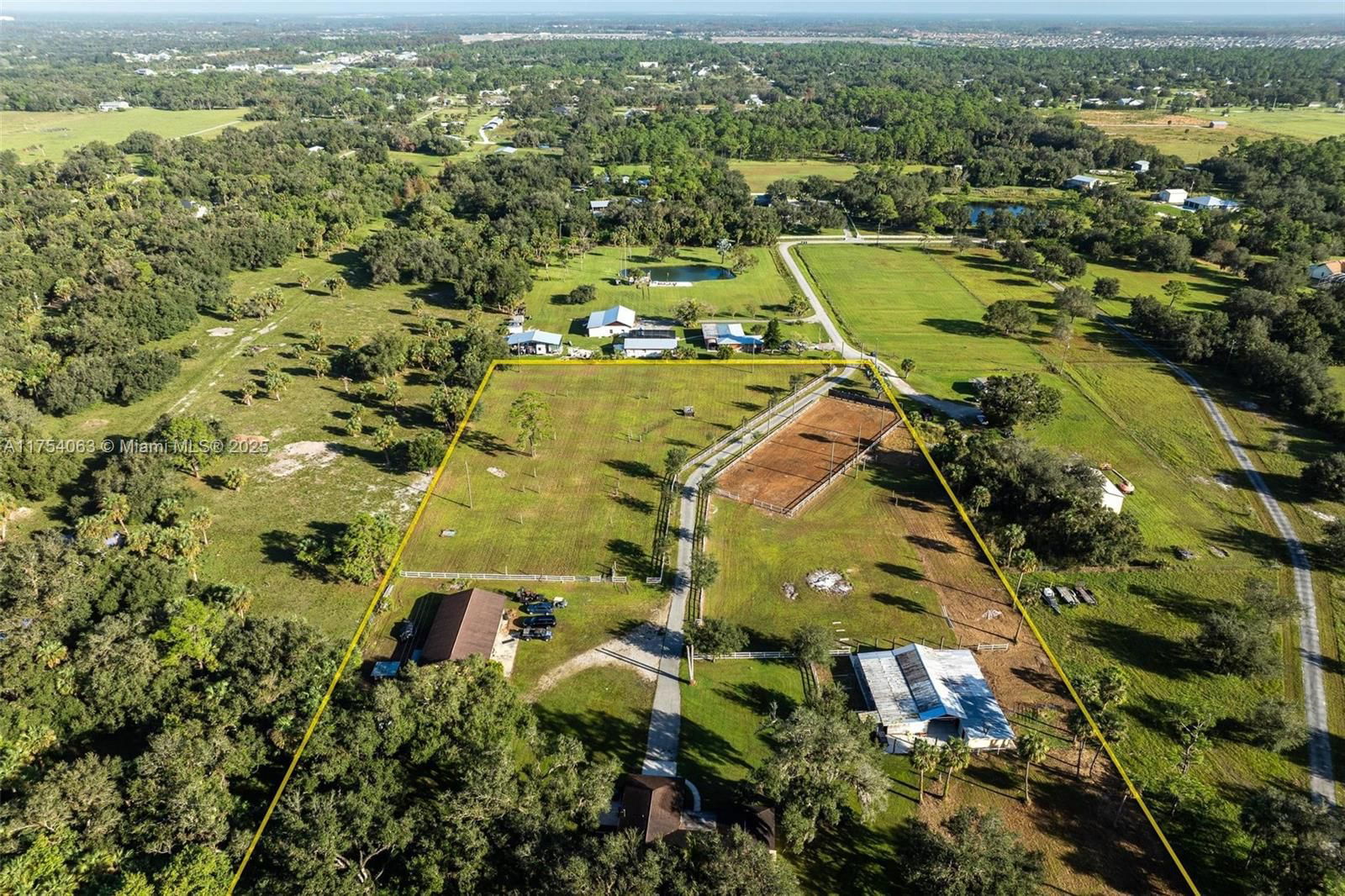 Real estate property located at 14501 HAL CT, Lee, Buckingham, Fort Myers, FL