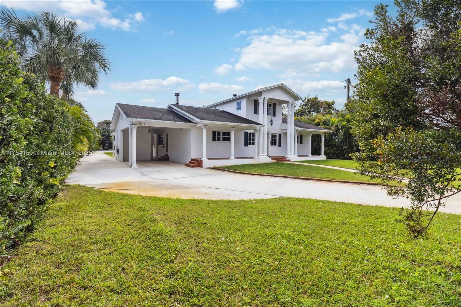 Real estate property located at 740 Country Club Cir, Broward, Country Club Estates Unit, Plantation, FL