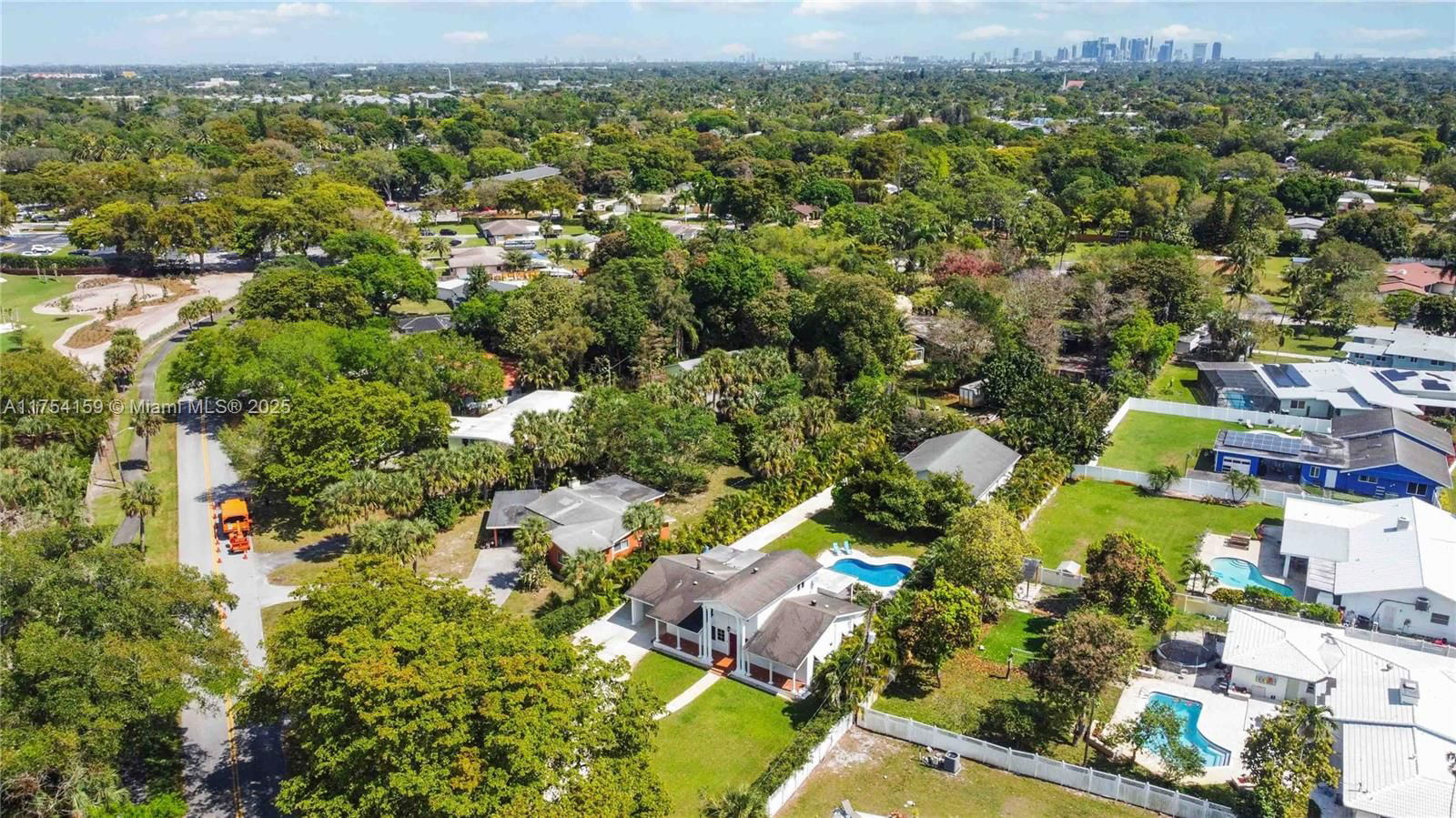 Real estate property located at 740 Country Club Cir, Broward, Country Club Estates Unit, Plantation, FL