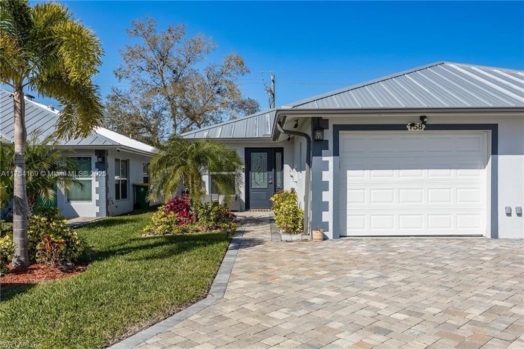 Real estate property located at 158 Village Circle #14, Hendry, City Village, La Belle, FL