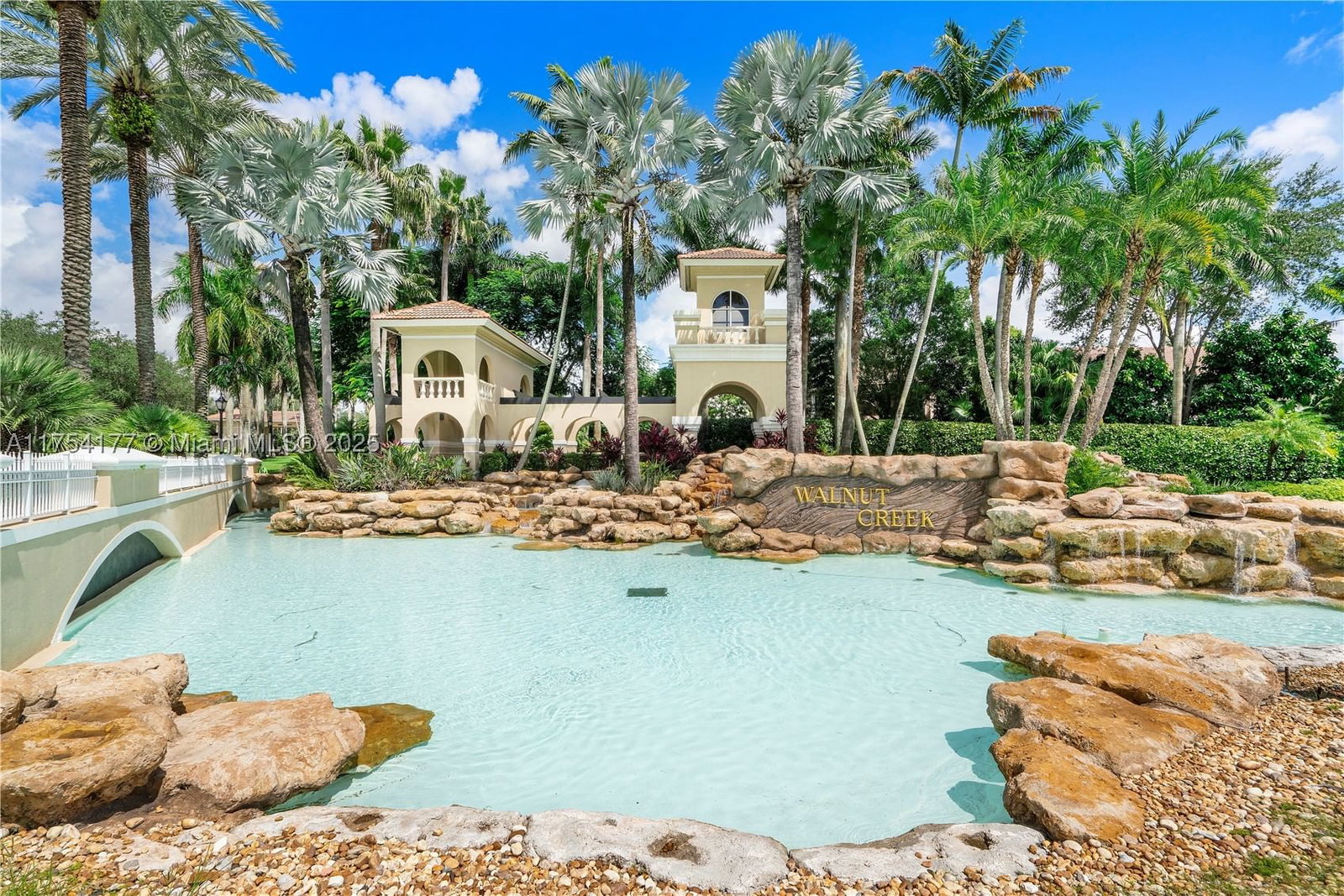 Real estate property located at 7546 18th Dr, Broward, Walnut Creek Replat No 1, Pembroke Pines, FL