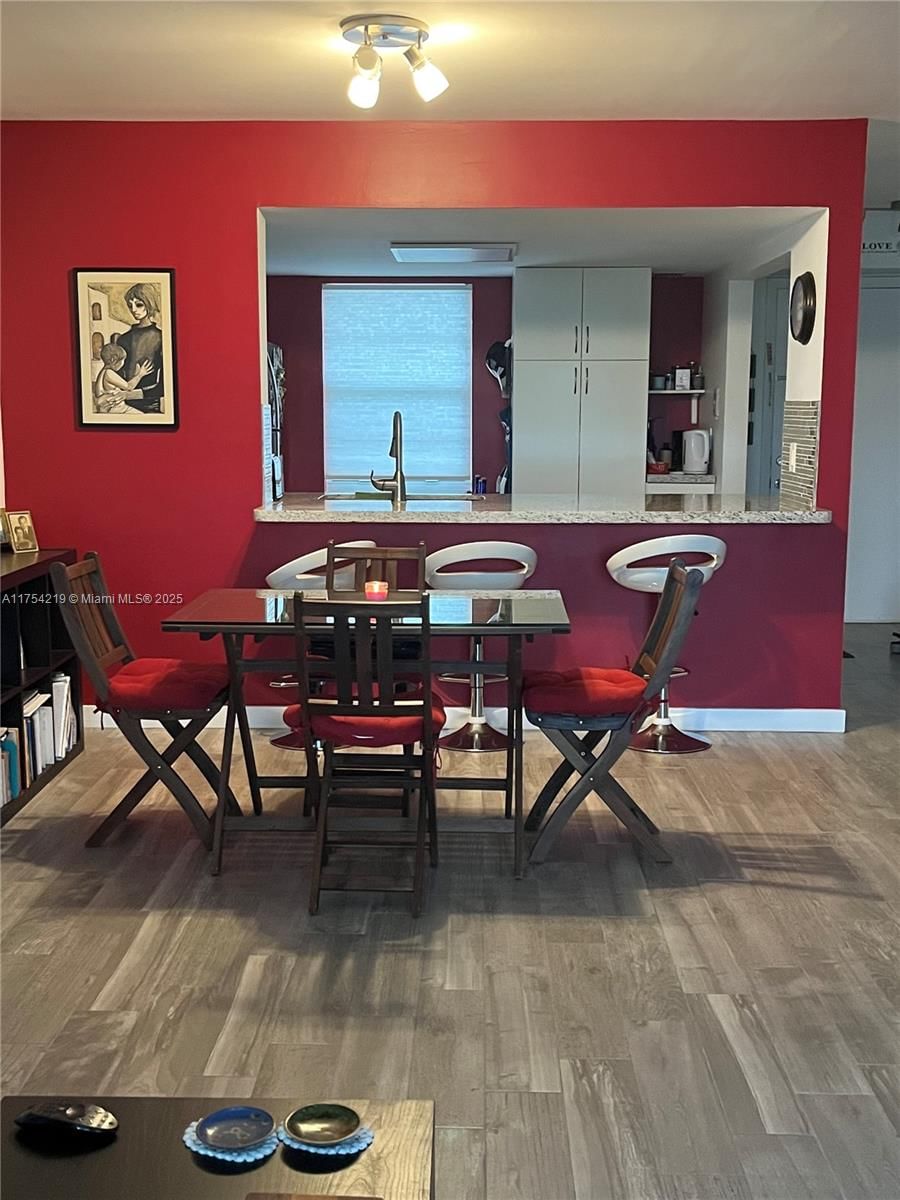 Real estate property located at 415 11th Ter #205, Broward, Meadowbrook Lakes Condo, Dania Beach, FL