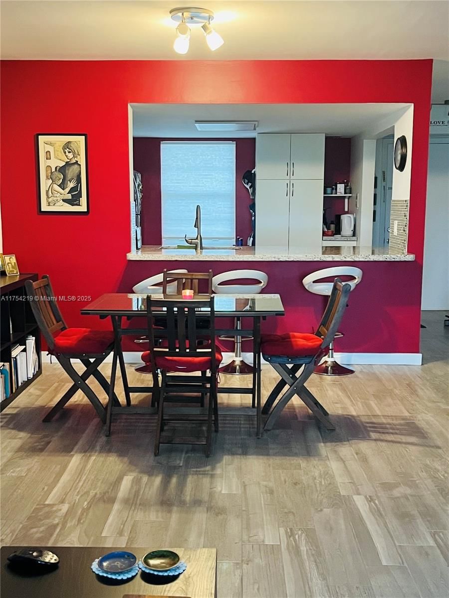 Real estate property located at 415 11th Ter #205, Broward, Meadowbrook Lakes Condo, Dania Beach, FL