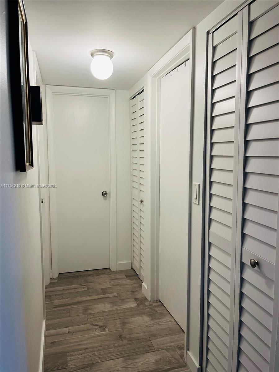 Real estate property located at 415 11th Ter #205, Broward, Meadowbrook Lakes Condo, Dania Beach, FL