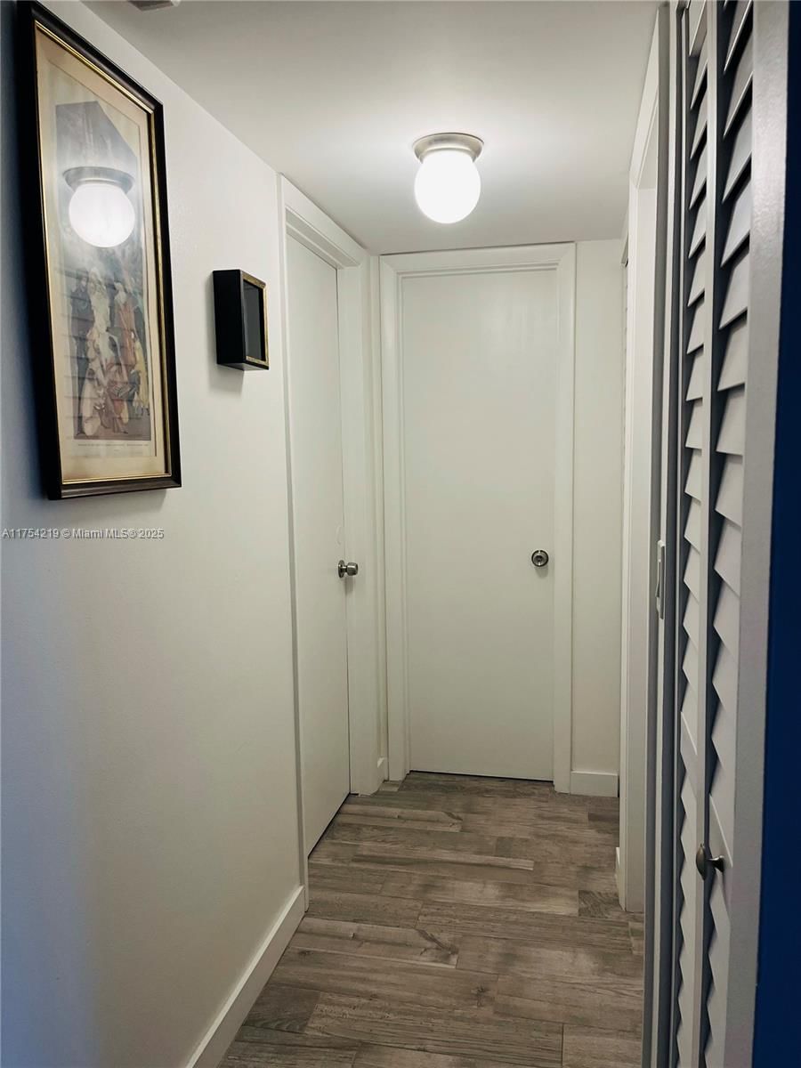Real estate property located at 415 11th Ter #205, Broward, Meadowbrook Lakes Condo, Dania Beach, FL