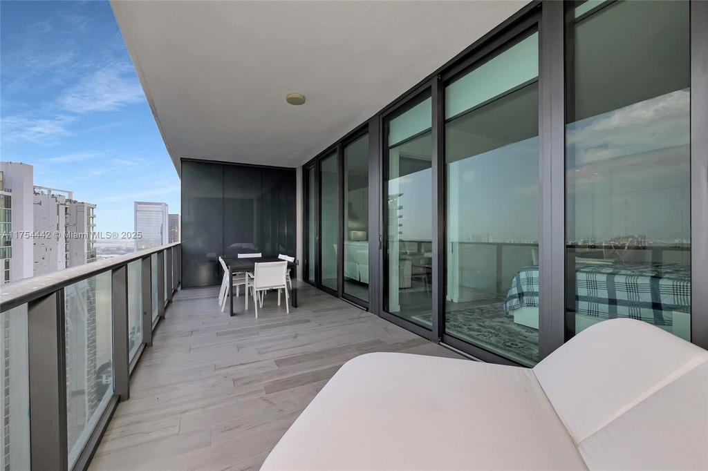 Real estate property located at 480 31st St #4805, Miami-dade, Gran Paraiso Condo, Miami, FL