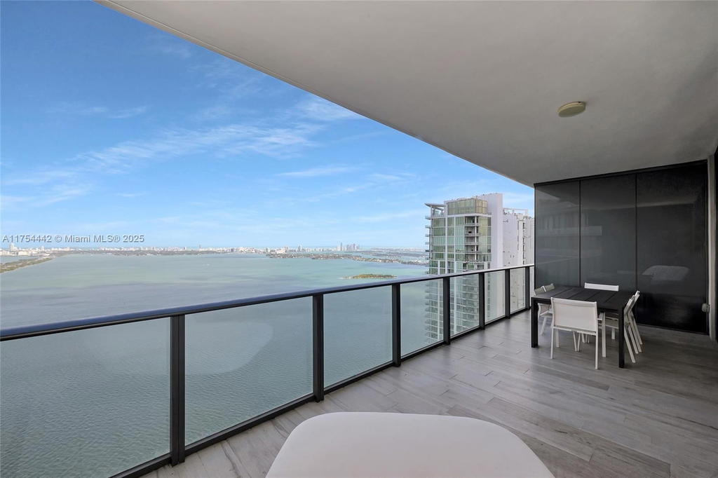 Real estate property located at 480 31st St #4805, Miami-dade, Gran Paraiso Condo, Miami, FL