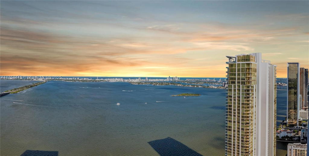 Real estate property located at 480 31st St #4805, Miami-dade, Gran Paraiso Condo, Miami, FL
